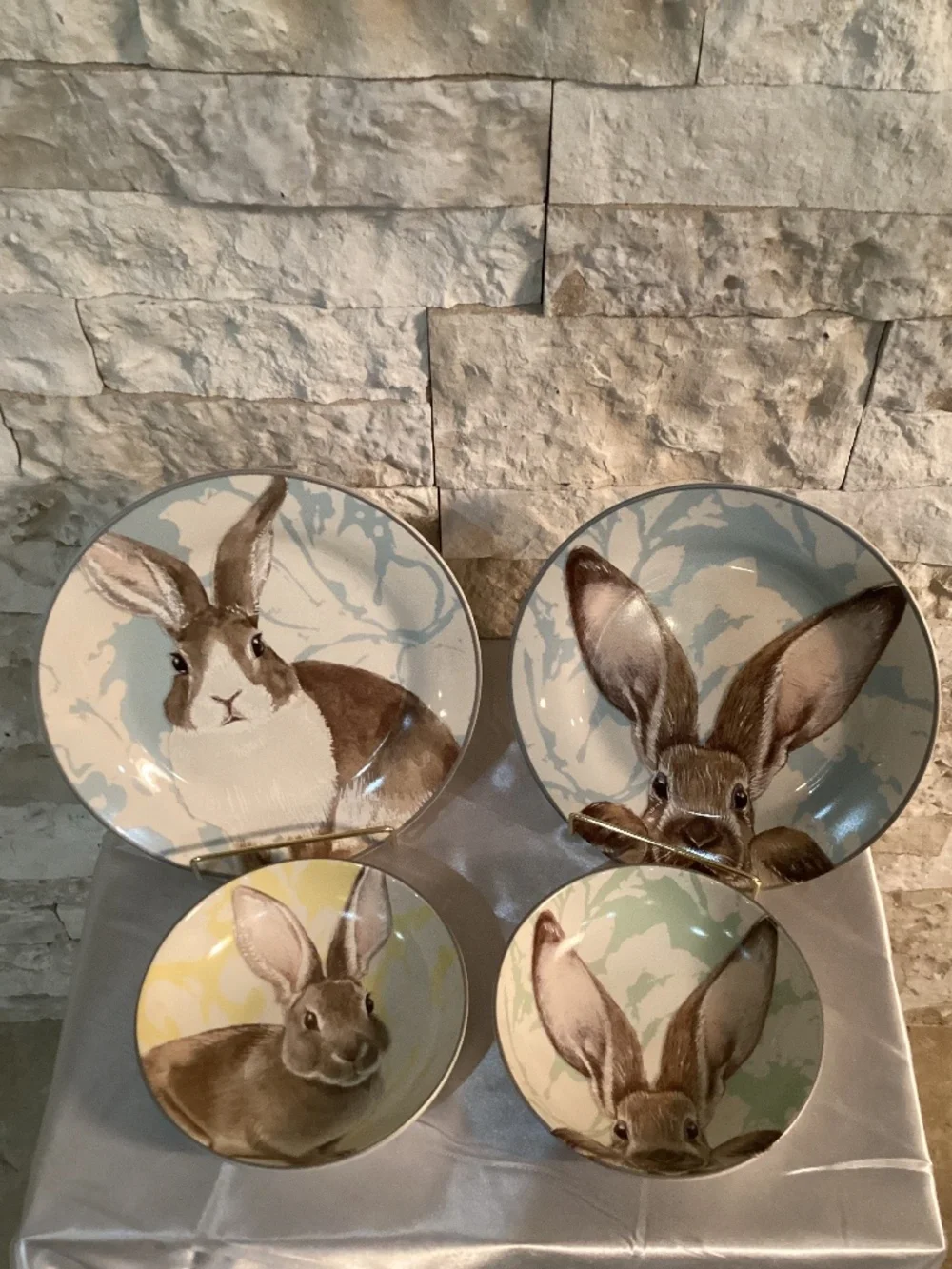 Williams Sonoma Damask Easter Bunny Plates and Bowls Set - 8 Piece Retired